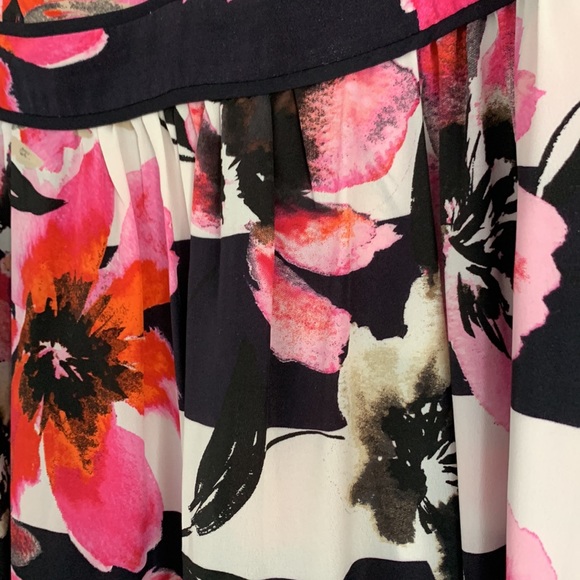 Vince Camuto dress with all the beautiful colors of Summer - Picture 2 of 6